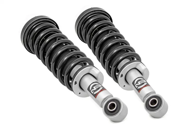Rough Country Loaded Strut Assembly – 2.5-Inch Lift For 1996–2002 Toyota 4Runner (501013) 1